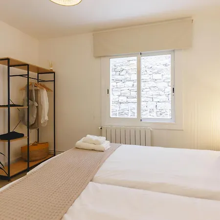 Bravissimo La Merce, Heart Of The Barri Vell * ז'ירונה