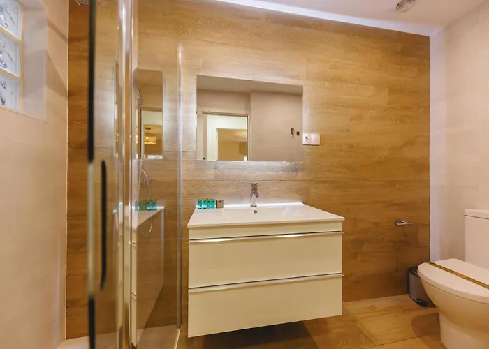 Bravissimo La Merce, Heart Of The Barri Vell *